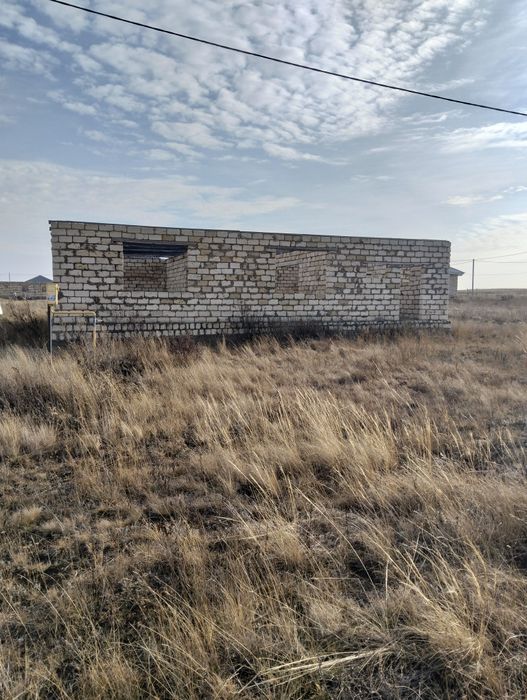 Не достроенный дом Жана Коныс 4