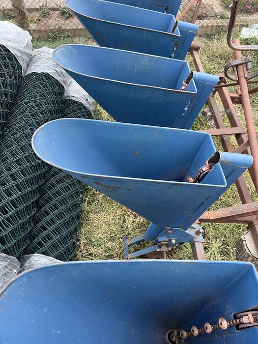 Сеялка за чесън 6 редова