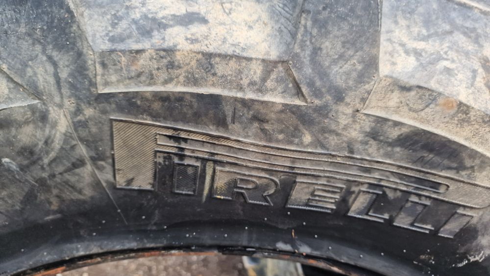 Cauciuc agricol 14.9R30 (380/85R30) marca Pirelli