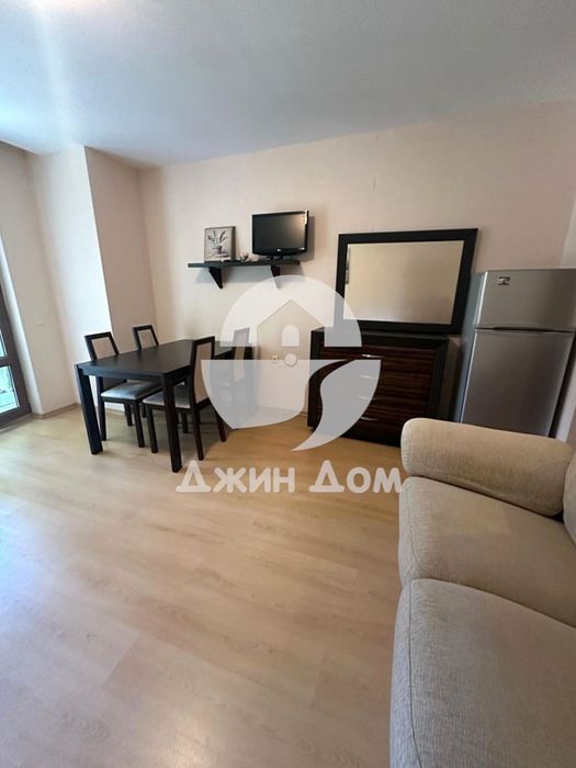 Продава се Едностаен апартамент в Свети Влас - 36 кв.м за 1942 €/кв.м - Снимка #1