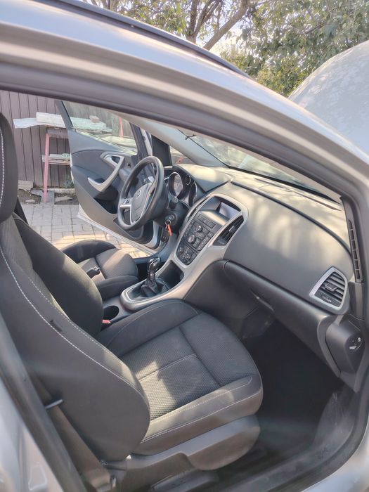 Opel Astra J 2012 EURO 5