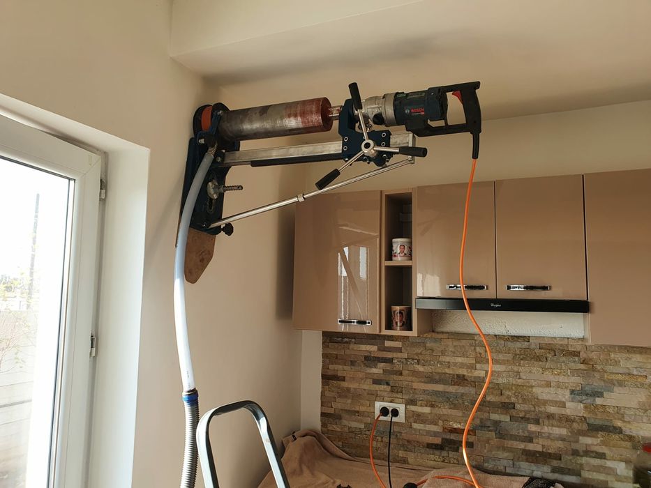 Carotare gaura hota / centrala / aer conditionat / scurgere / aerisiri