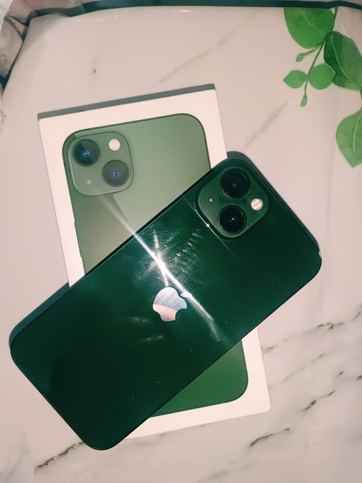 Айфон 13 зелёный цвет