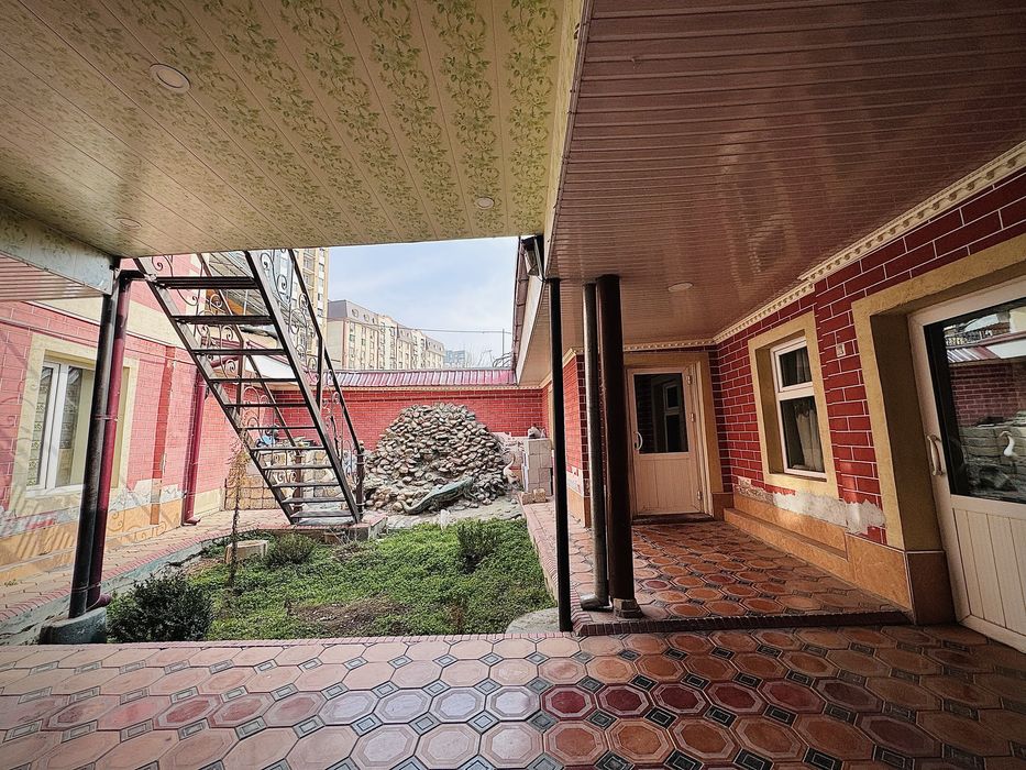 СРОЧНА Ховли сотилади