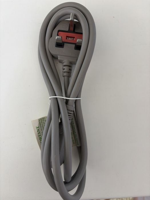 Продается силовой кабель 13А 220В