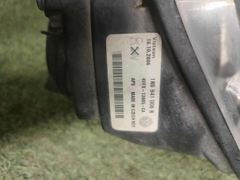 Faruri Volkswagen Golf 5