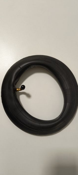 Vând Anvelope+Camera