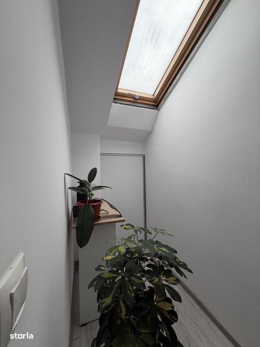 Apartament de 4 camere pe 2 nivele, 120 MP, 2 bai, zona Stejarului