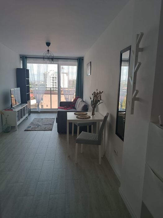 Inchiriez apartament 2 camere zona centrala