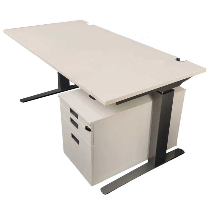 Birou  hidraulic  CEKA