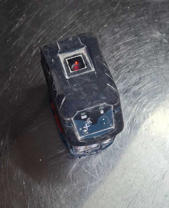 Bosch GCL 2-15 Professional  Линеен лазерен нивелир