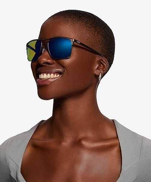 Oakley Holbrook Ti - Классические солнцезащитные очки с поляризацией