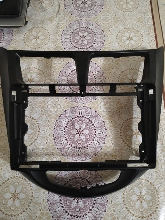 Продам рамку для автомагнитоллы