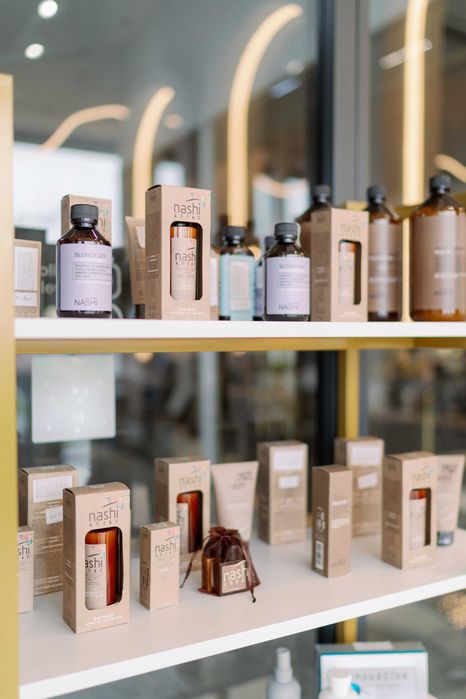 INVESTIȚIE STRATEGICĂ: Francizare, Cumparare sau Inchiriere Salon Beauty Elysion PRO