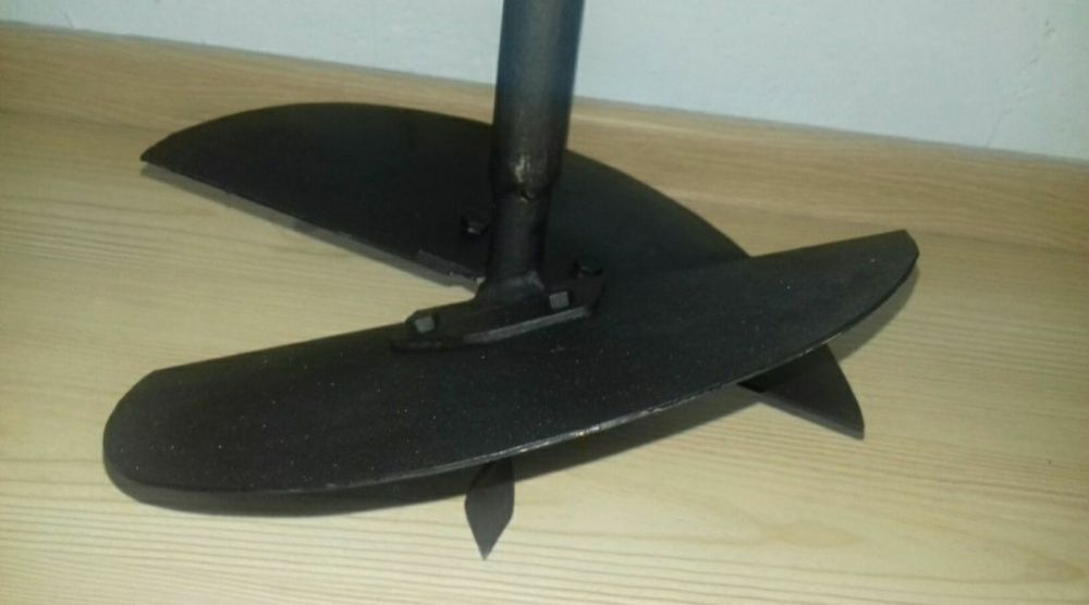 Burghiu manual pentru gropi în pământ reglabil cu discuri 20 cm