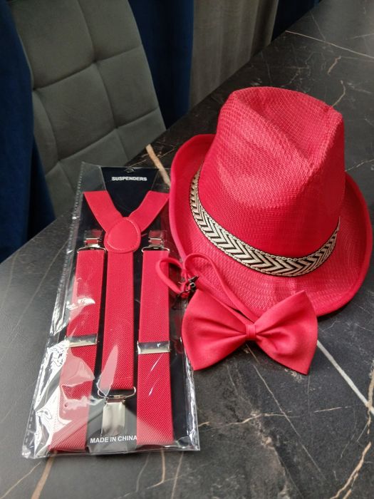 Бабочка шляпа и подтяжки НОВОЕ за 2000т