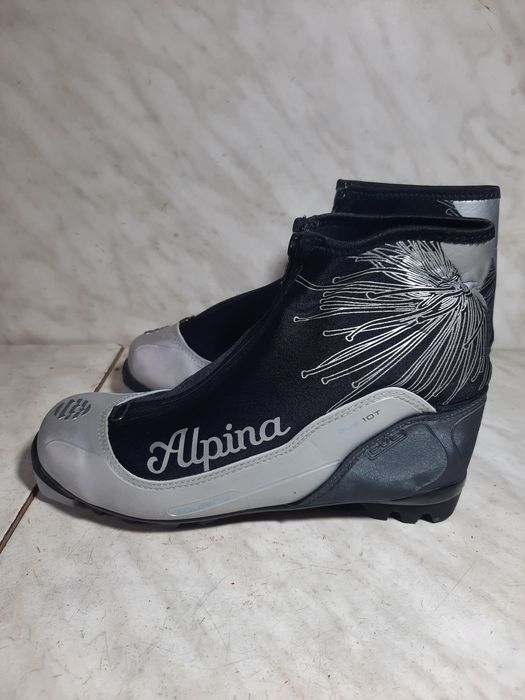 Clapari ghete ski schi fond 34 Thinsulate Alpina marimea  38 NNN