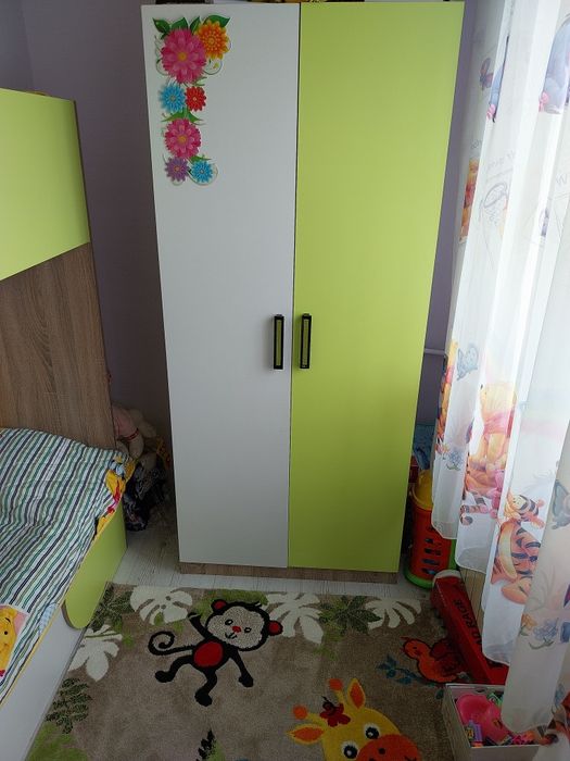 Детски двуетажни легла с обзавеждане!