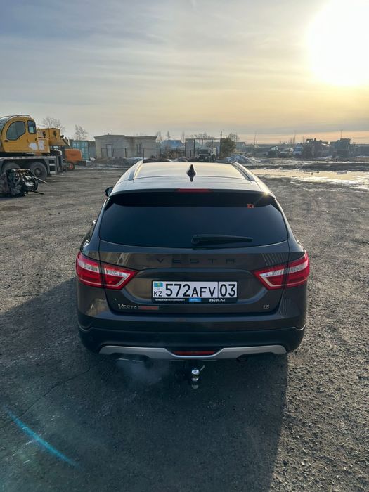 Продам Весту SW Cross