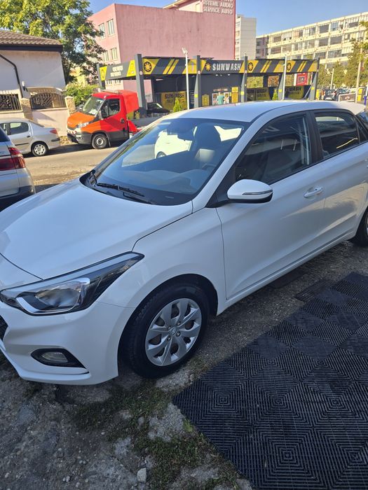 HYUNDAI i20 2019 — imagine 4