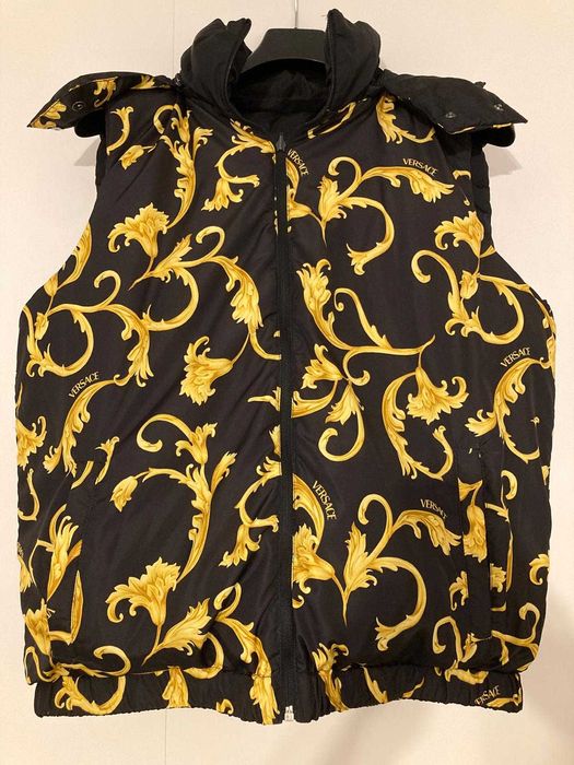 Vesta noua Versace, barbati, reversibila, marime S, usoara - 1749 lei