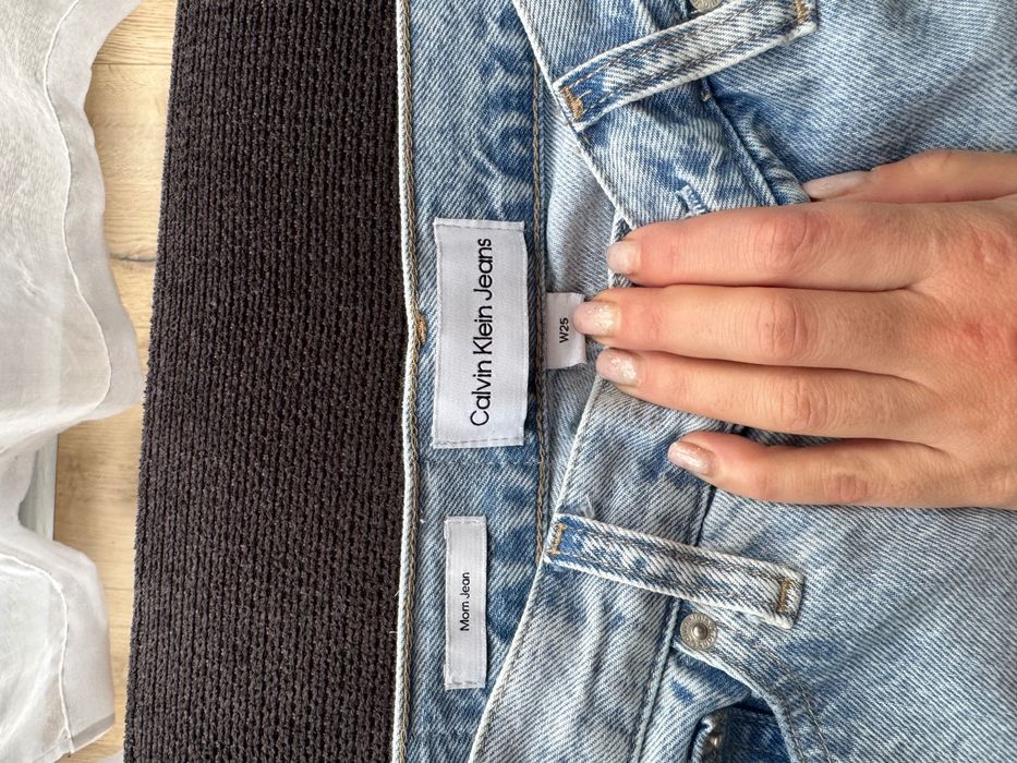 Дамски дънки Calvin Klein Jeans