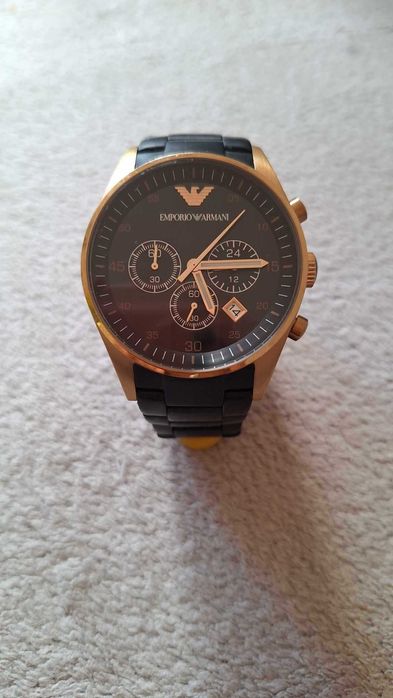 Часовник Emporio Armani