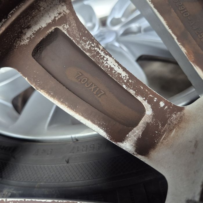 Jante pe 17 aliaj 5x114.3 hyundai kia renault duster toyota 225/45/17 allseason 2024