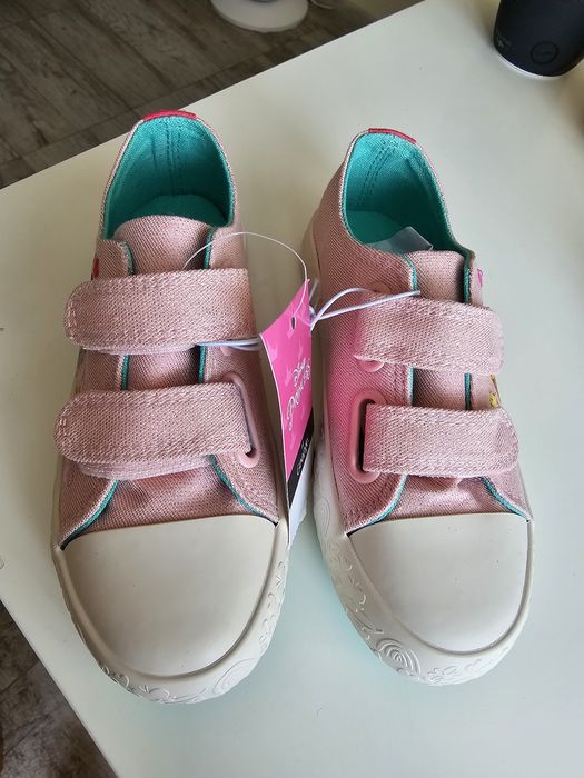 Обувки на George