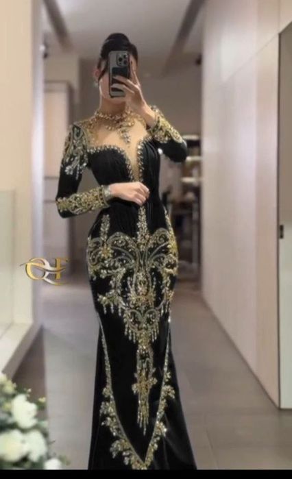 Rochie eleganta lunga