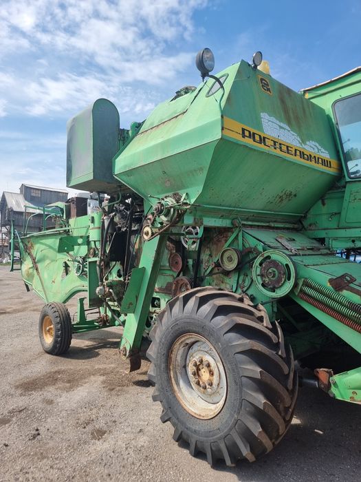 Продам комбайн нива эффект