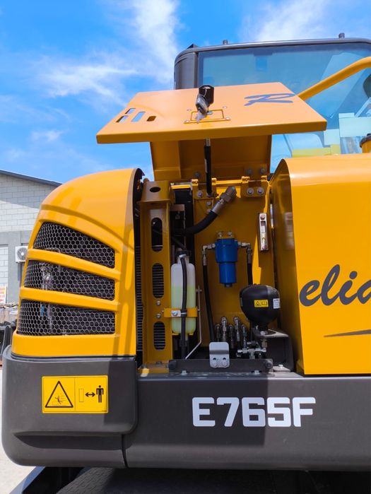 Услуги мини экскаватора CDLG E765F