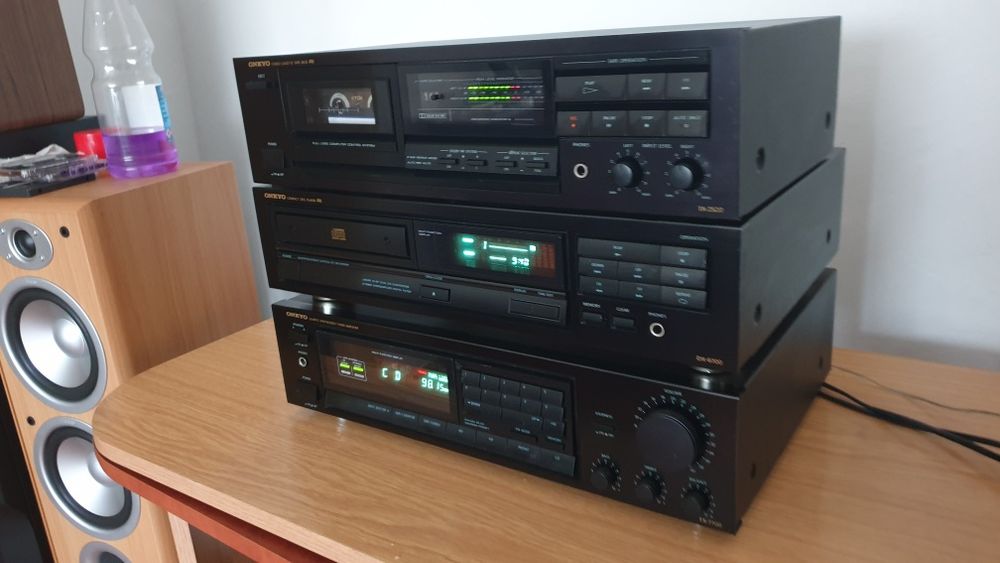 Linie audio Onkyo TX-7700
