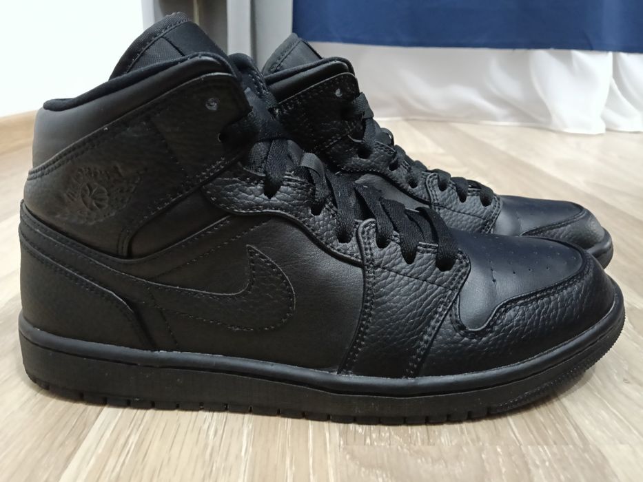 Adidași Nike Jordan 1 mărimea 42