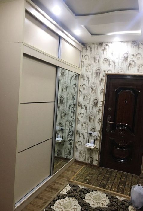 Юнусабад 18, 3/3/5 УлУчШеНкА Неторец Балкон 6*2 МеБеЛиРоВаНнАя