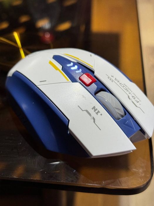 Клавиатура и мышка новый оригинальный