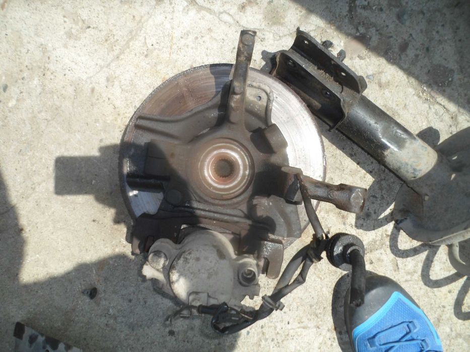 Предни шенкели за Фиат Брава 1.6 16 в 103 к.с.