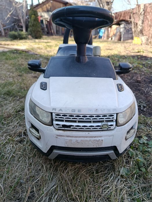 Срочно продам!!! Детский беговел машина