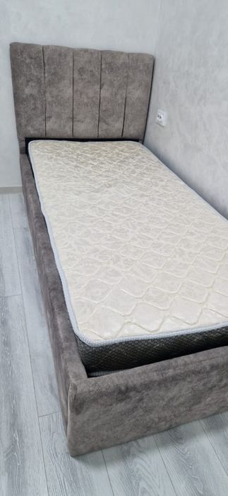 Кровать полуторка