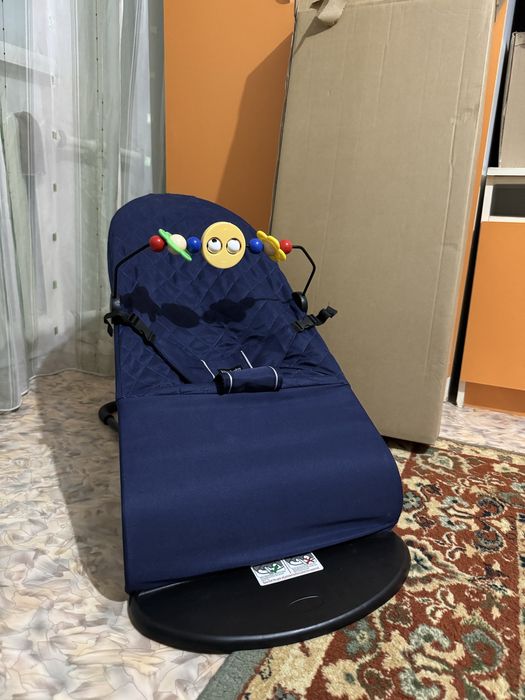 Продам детски шезлонг почти новый