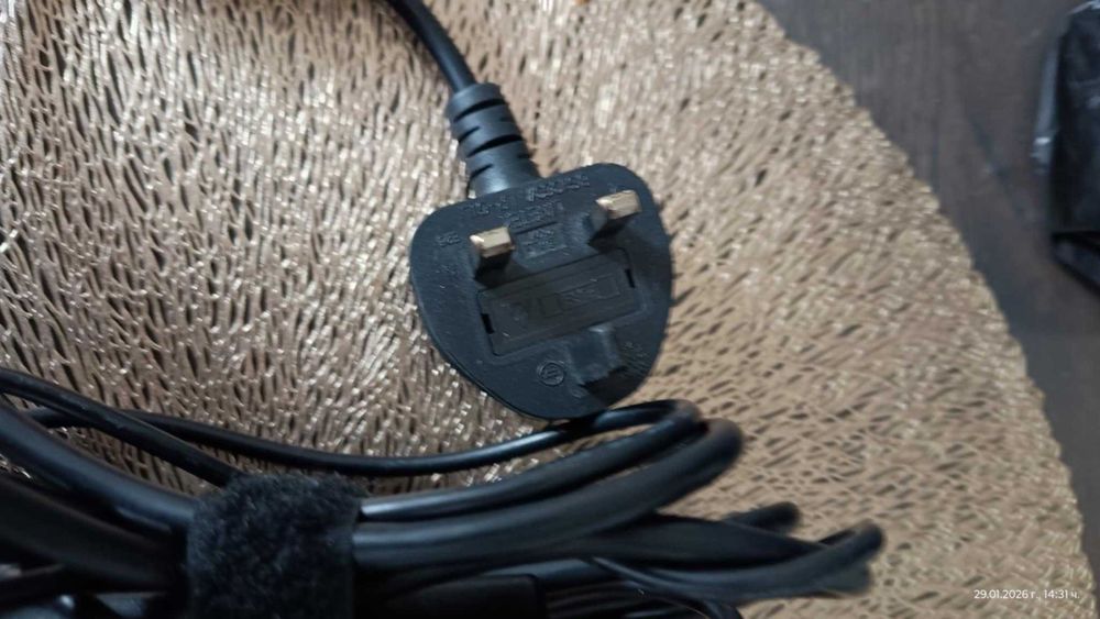 Захранващ адаптер за лаптоп Тошиба