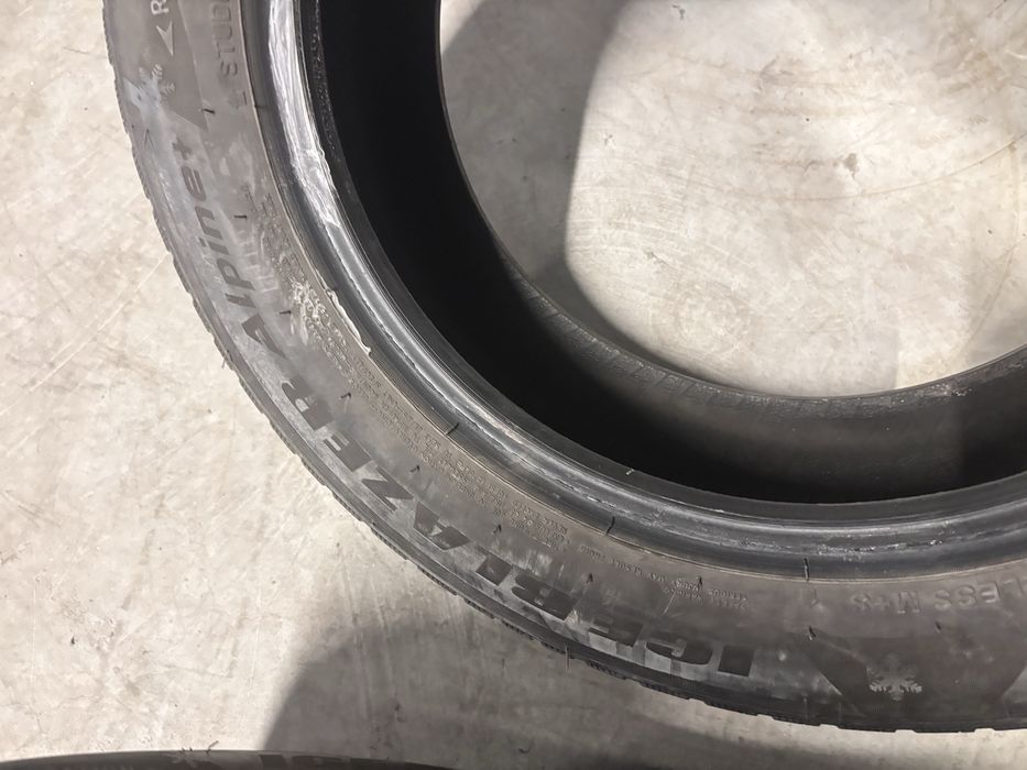 Продавам 225/50R17 и 205/55R16