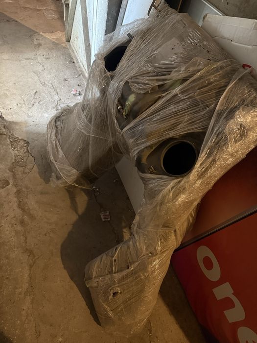 Резервоар за Audi А8 4.2