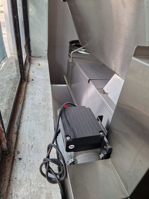 Desciorchinator/Zdrobitor Inox integral 2 tone/h