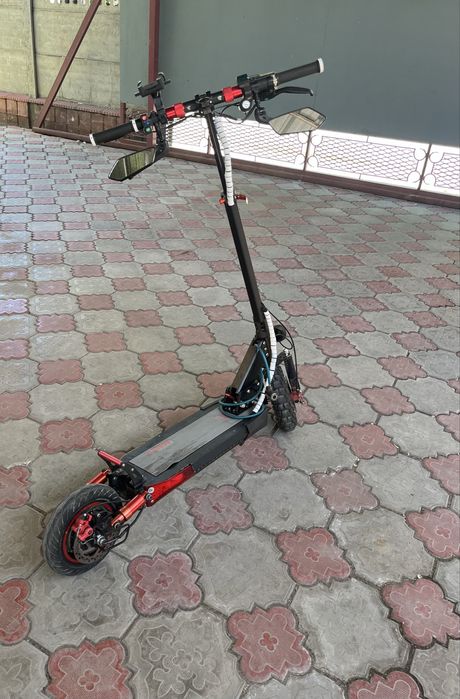 Продам kugo m4 pro