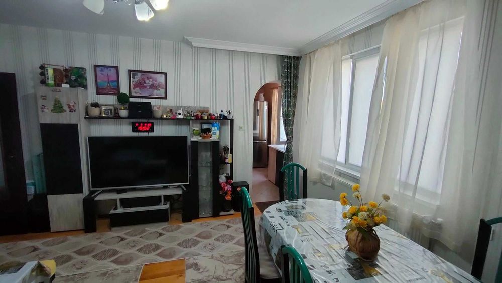 Продава се Етаж от къща в Видин, Гео Милев - 126 кв.м за 770 €/кв.м - Снимка #2