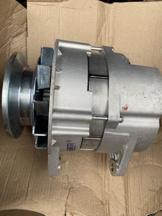 Генератор на ЗИЛ 130-131