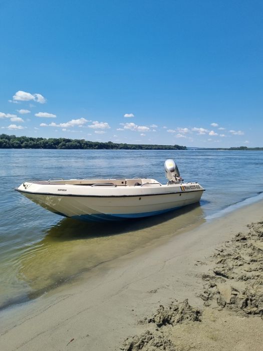 Barca Salupa cu motor Suhaia • OLX.ro