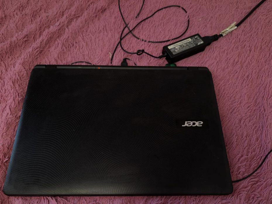 Ноутбук Acer 2016 года EX2519