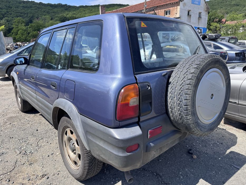 Toyota Rav4 2.0i 130кс 1996г На Части